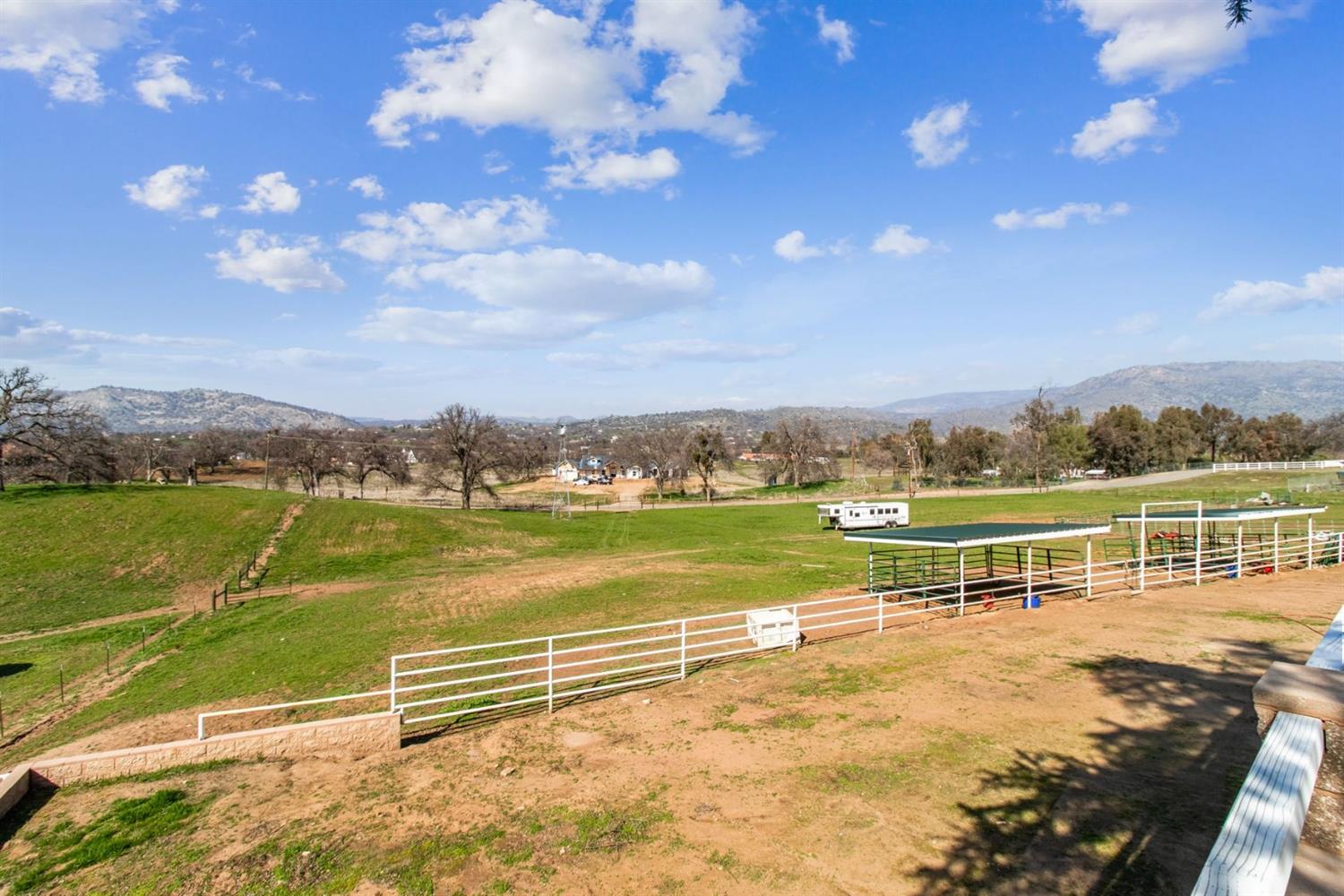 15676 Millerton Road Prather, CA 93651 - Photo 4 of 39 Gallery Image 4