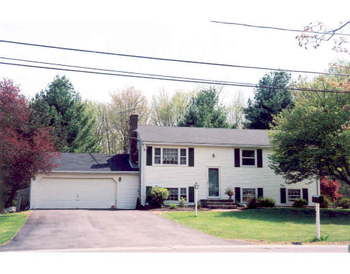 83 Dillingham Way Hanover, MA 02339 - Photo 1 of 1 Gallery Image 1