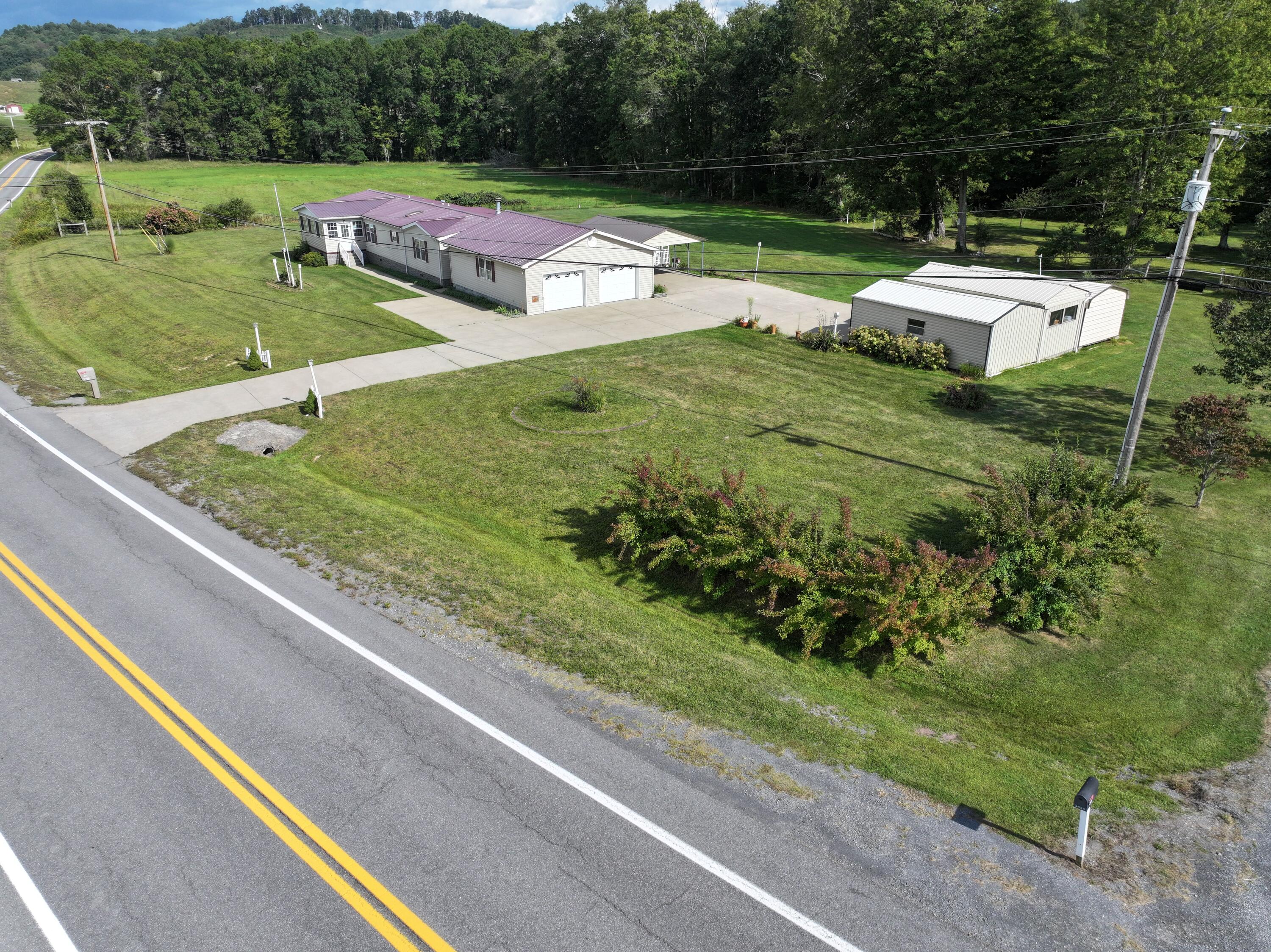 2871 Grassy Meadows Road Alderson, WV 24910 - Photo 5 of 92 Gallery Image 5