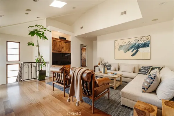 $13,999,000 | 1807 Valley Park Avenue, Hermosa Beach, CA 90254