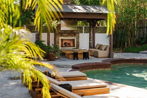 $13,999,000 | 1807 Valley Park Avenue, Hermosa Beach, CA 90254