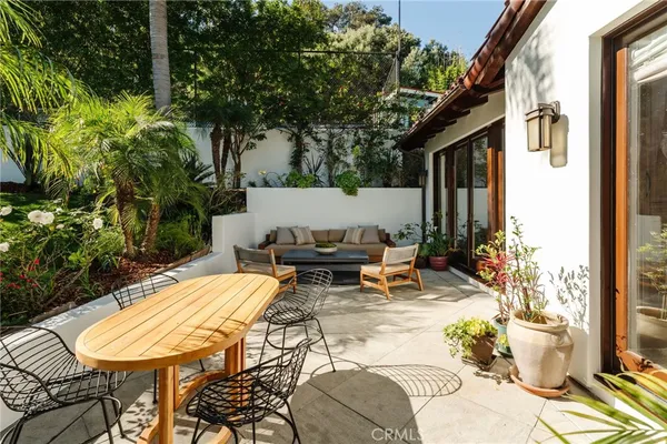 $13,600,000 | 1807 Valley Park Avenue, Hermosa Beach, CA 90254