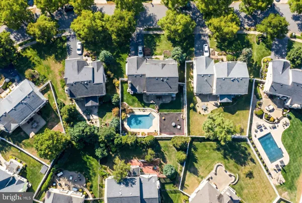$925,000 | 7 Rembrandt Way, East Windsor, NJ 08520