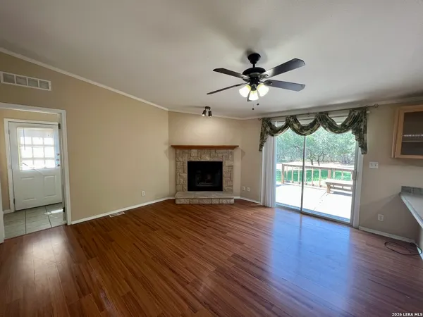 $1,699 | 105 Encino Torcido, Adkins, TX 78101