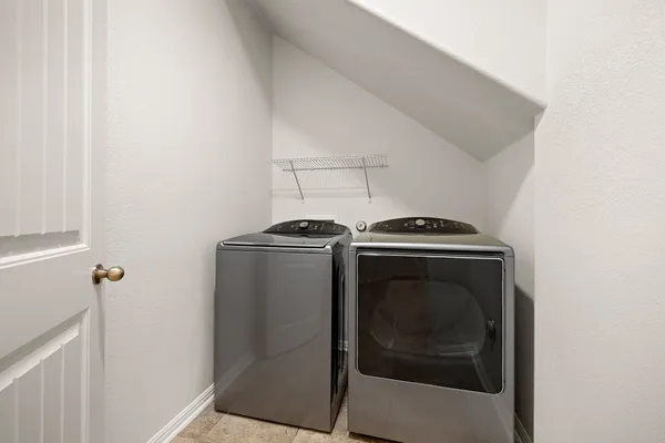 $459,500 | 18905 Shallow Pond Trail, Pflugerville, TX 78660