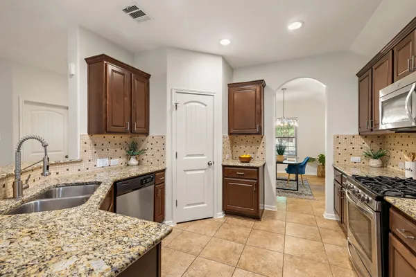 $459,500 | 18905 Shallow Pond Trail, Pflugerville, TX 78660