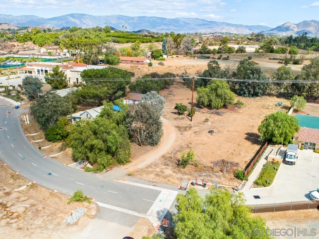 28435 Lizard Rocks Road Valley Center, CA 92082 - Photo 3 of 17
