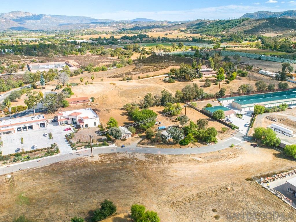 28435 Lizard Rocks Road Valley Center, CA 92082 - Photo 5 of 17