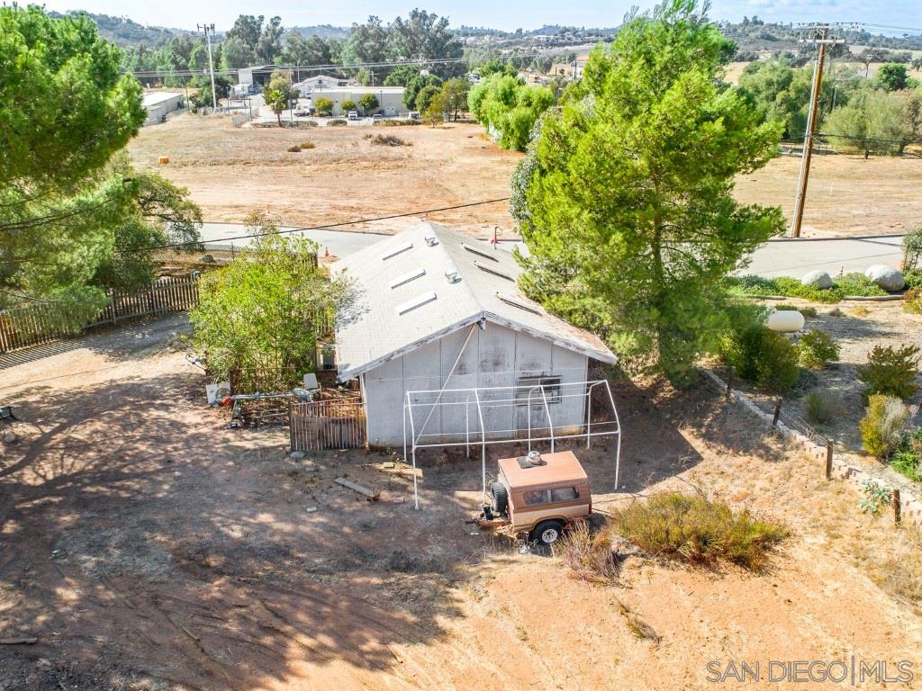 28435 Lizard Rocks Road Valley Center, CA 92082 - Photo 10 of 17