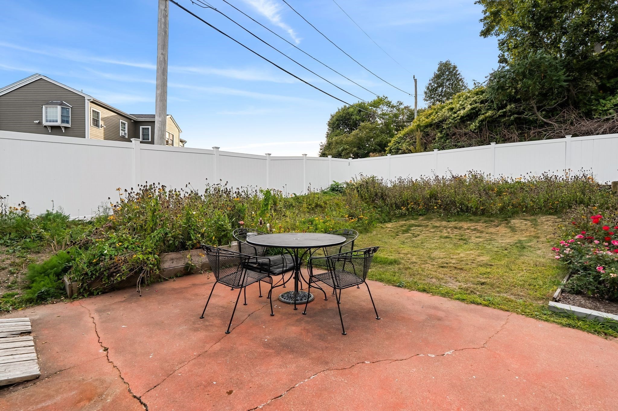 411 Newport Road Hull, MA 02045 - Photo 31 of 40 Gallery Image 31