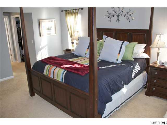6433 Del Rio Road Charlotte, NC 28277 - Photo 8 of 16 Gallery Image 8