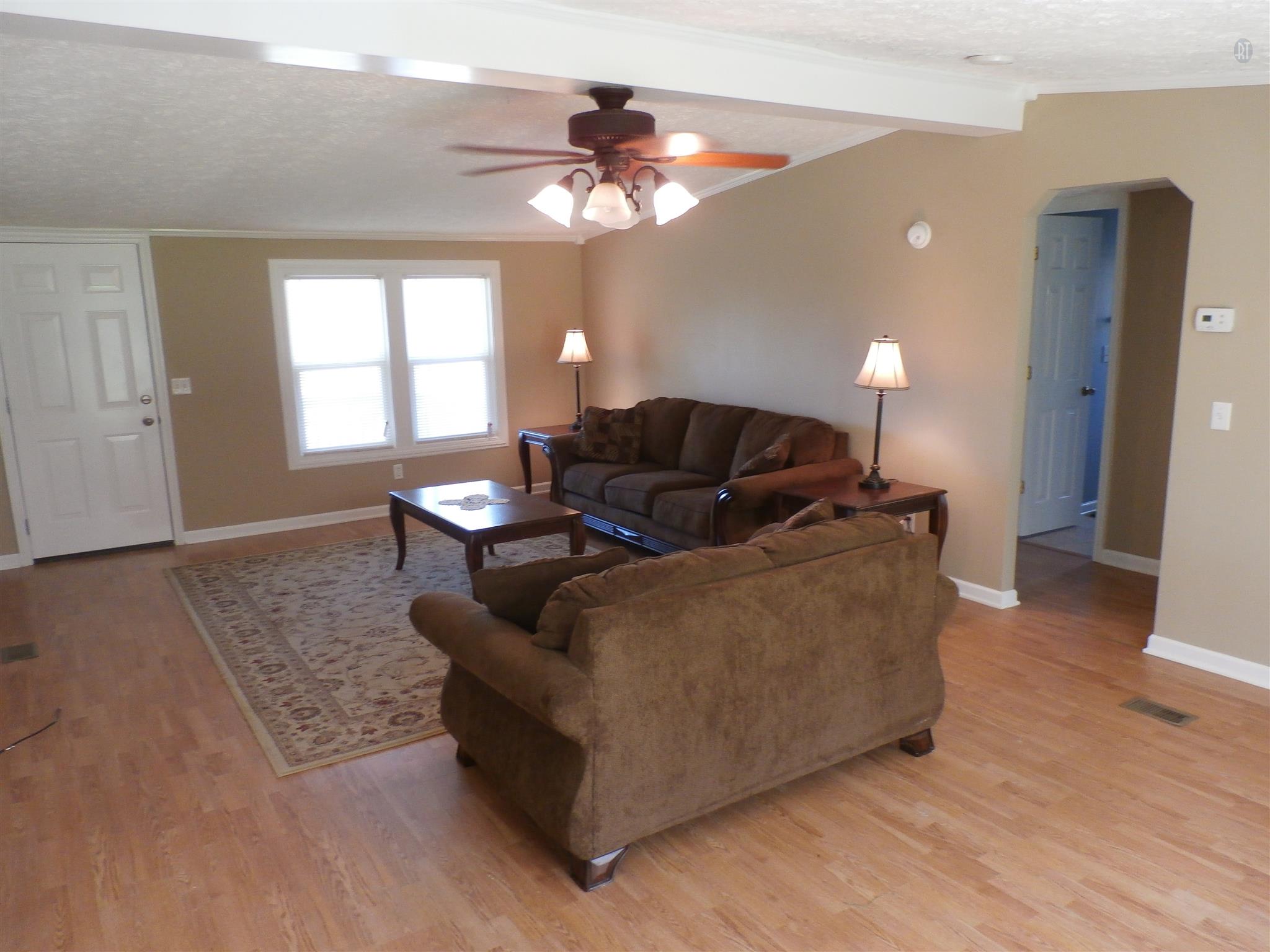 209 Sunset Point Road McMinnville, TN 37110 - Photo 9 of 17 Gallery Image 9