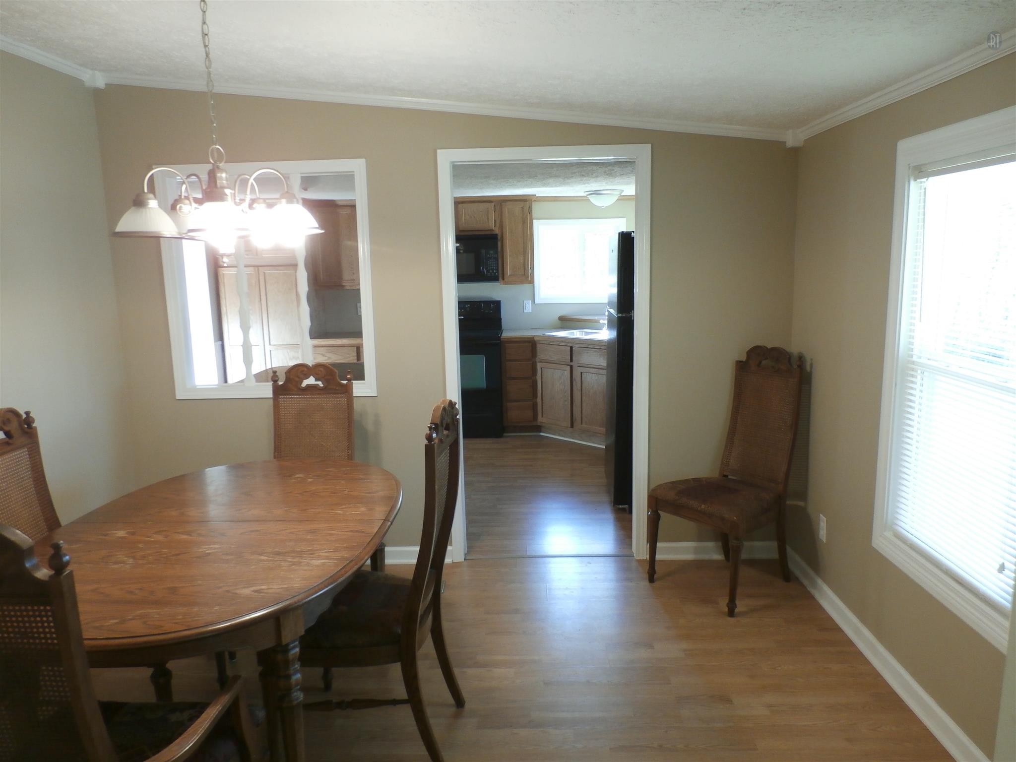 209 Sunset Point Road McMinnville, TN 37110 - Photo 10 of 17 Gallery Image 10
