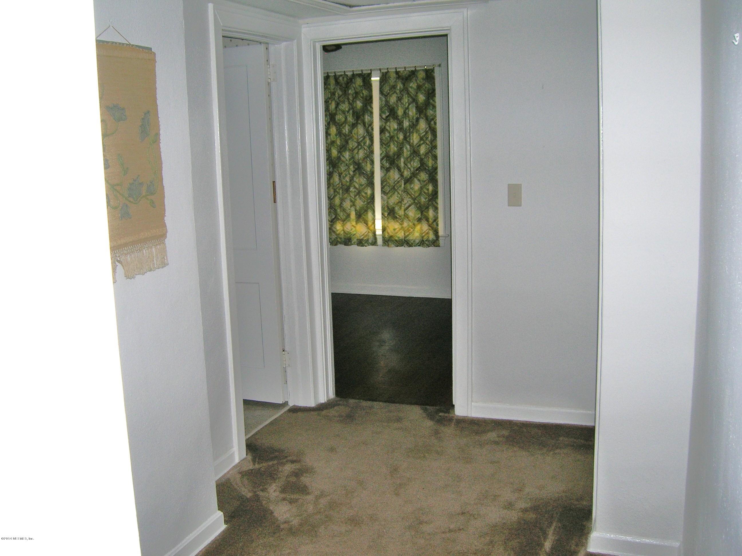 4648 Manchester Road Jacksonville, FL 32210 - Photo 10 of 16 a view of a small space