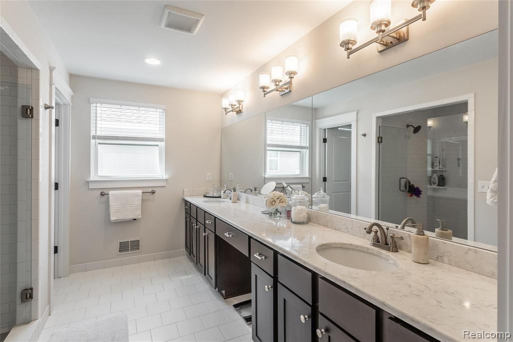 2971 Cumberland Road Berkley, MI 48072 - Photo 30 of 36