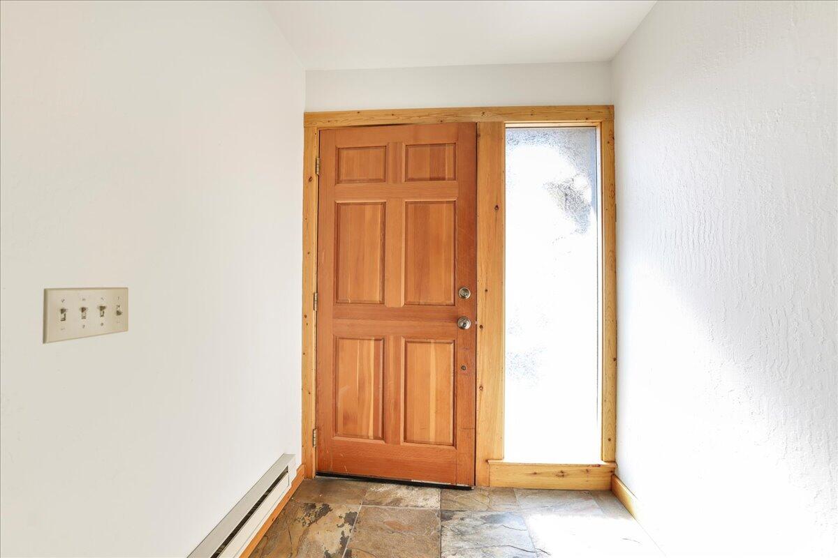 121 4 Seasons Way, Unit 13 Ketchum, ID 83340 - Photo 21 of 51 Interior entry