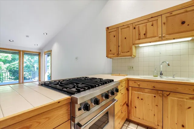 $855,000 | 121 4 Seasons Way, Unit 13, Ketchum, ID 83340