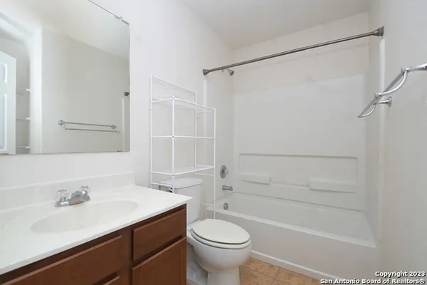 $2,200 | 3727 Fringe Breeze, San Antonio, TX 78261