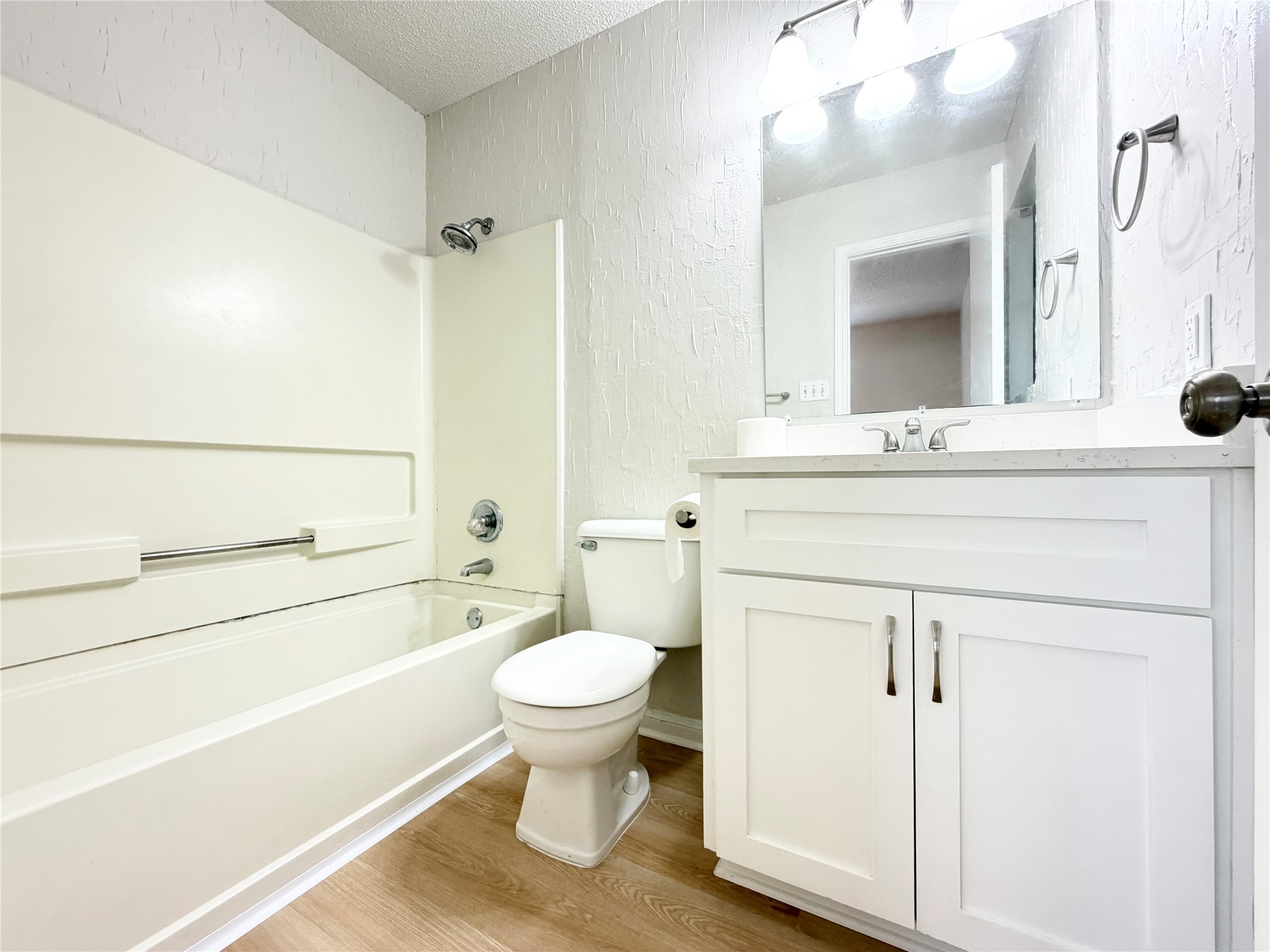 1915 Margalene Way, Unit B Austin, TX 78728 - Photo 17 of 20