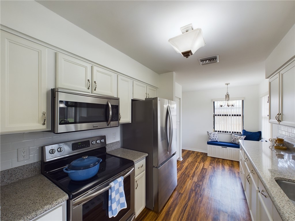 175 Del Monte Road Sebastian, FL 32958 - Photo 13 of 26 Gallery Image 13