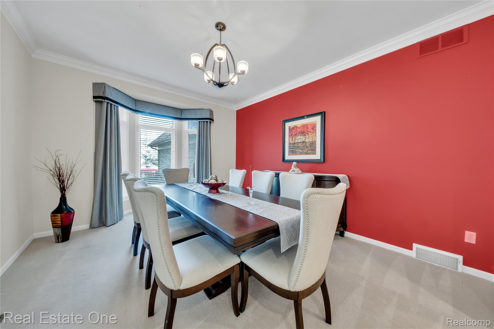 4060 Plum Lane Rochester, MI 48306 - Photo 8 of 35 DINING RM.jpg