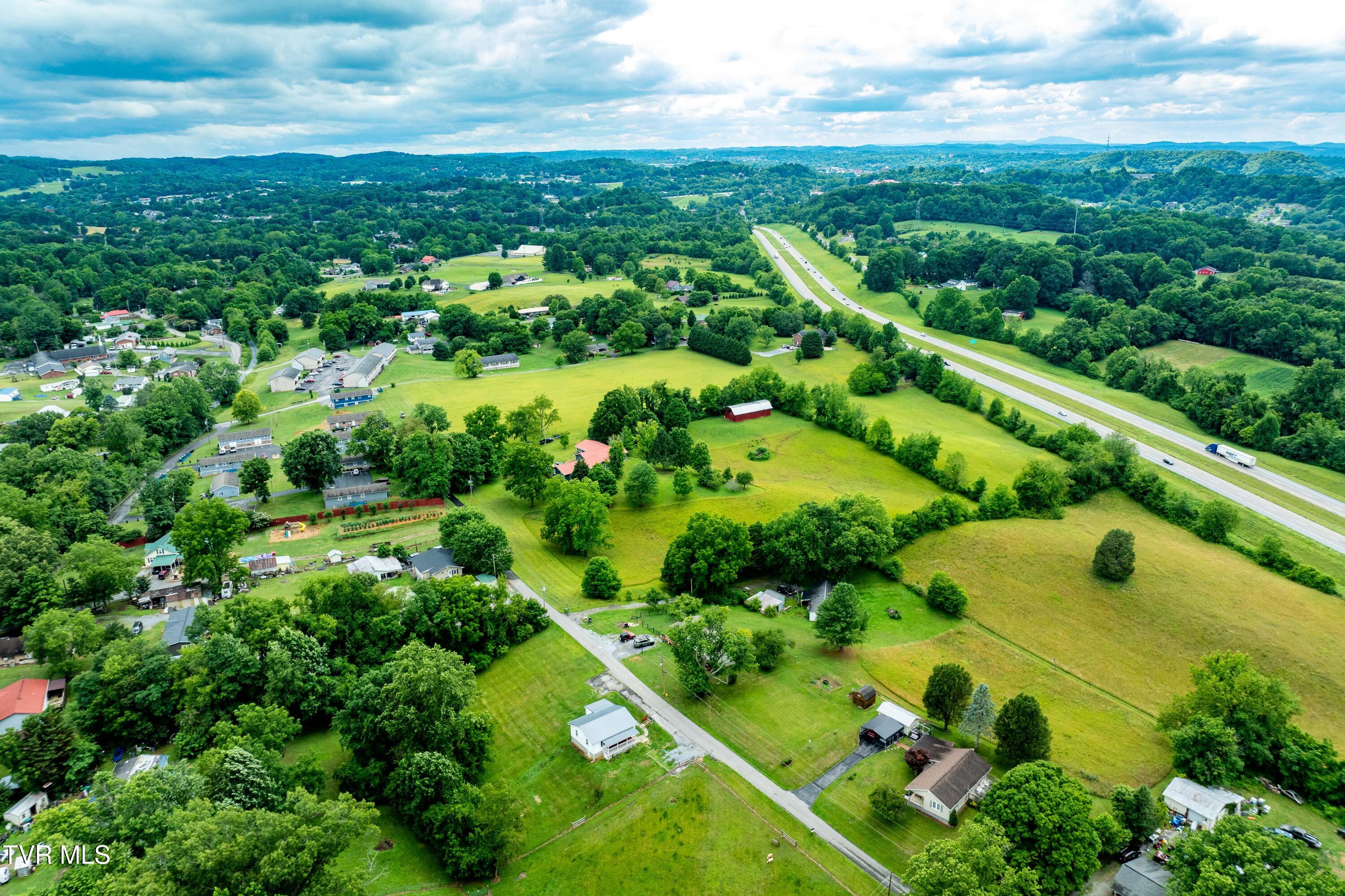 147 Fox Road Johnson City, TN 37601 - Photo 52 of 59 147 Fox road (6 of 59)