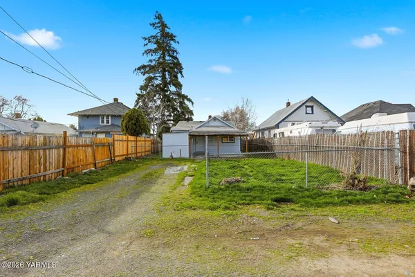 $289,000 | 1115 Folsom Avenue, Yakima, WA 98902