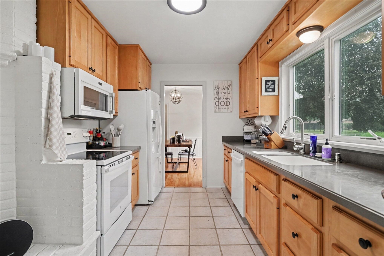 59 Ridgemoor Road Coldwater, MI 49036 - Photo 9 of 29