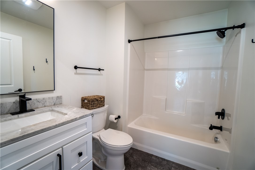 55 Seacliffe Road Irondequoit, NY 14622 - Photo 15 of 28