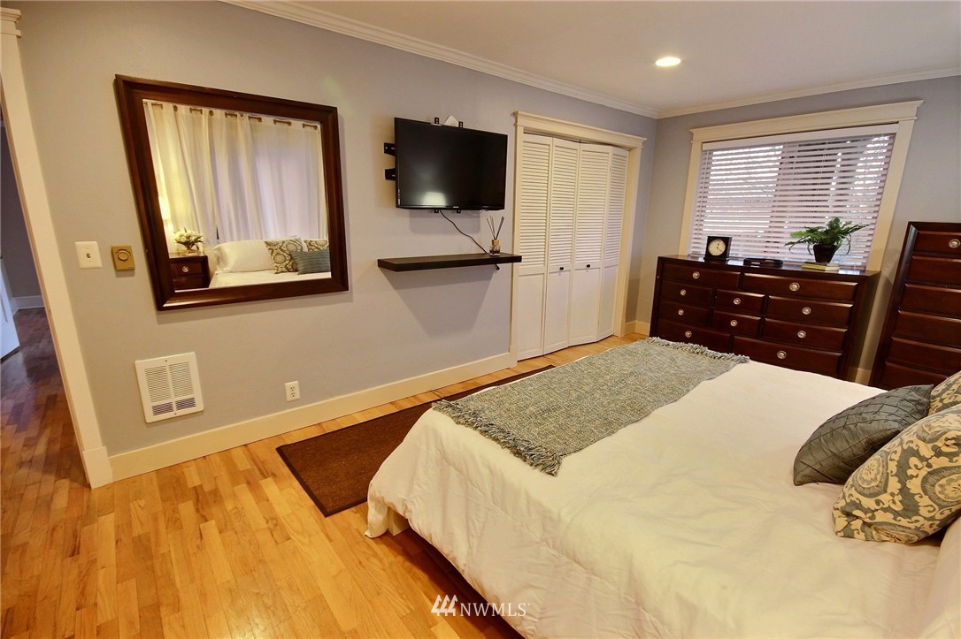 1104 North 30th Street Renton, WA 98056 - Photo 13 of 22