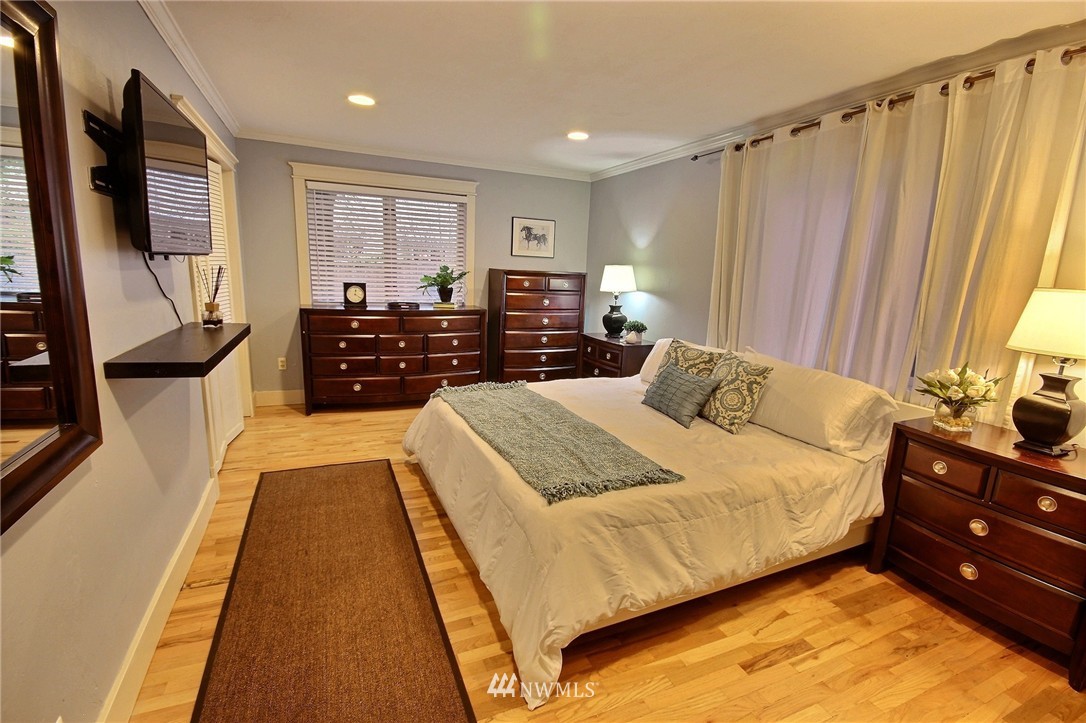 1104 North 30th Street Renton, WA 98056 - Photo 15 of 22