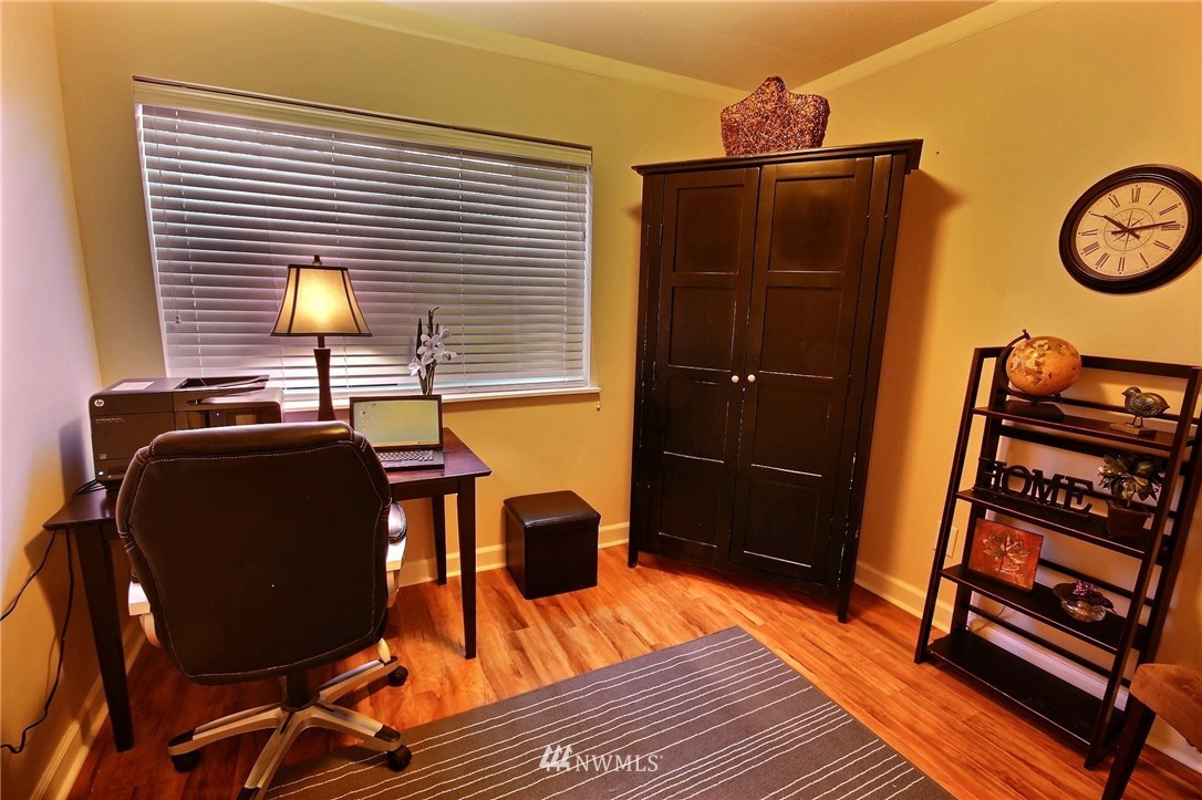 1104 North 30th Street Renton, WA 98056 - Photo 17 of 22