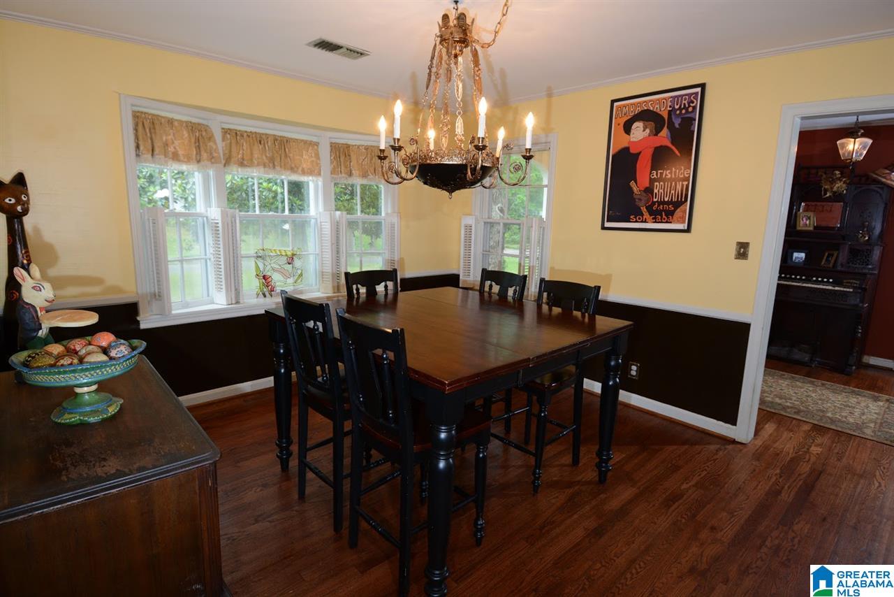 114 Woodland Road Bessemer, AL 35020 - Photo 3 of 26