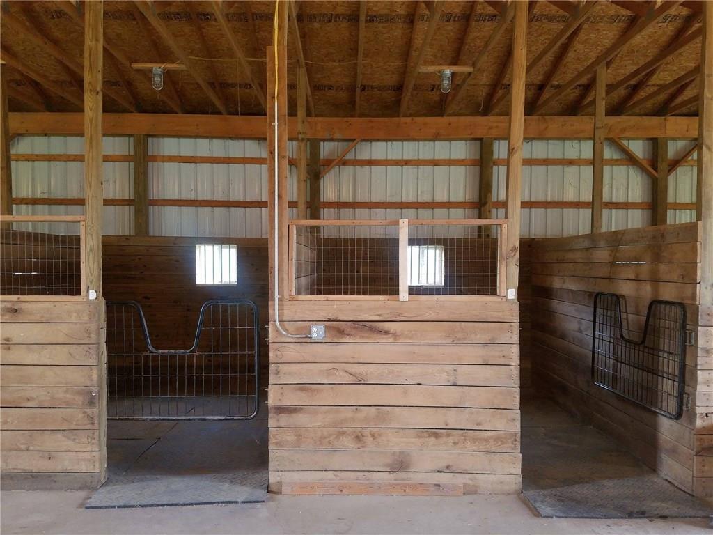 195 McCarrell Road Hickory, PA 15340 - Photo 5 of 16