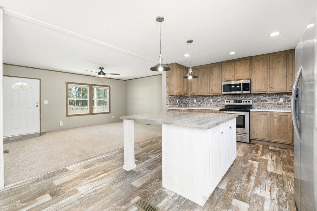 1473 Burkeville Road Victoria, VA 23974 - Photo 7 of 41 Gallery Image 7
