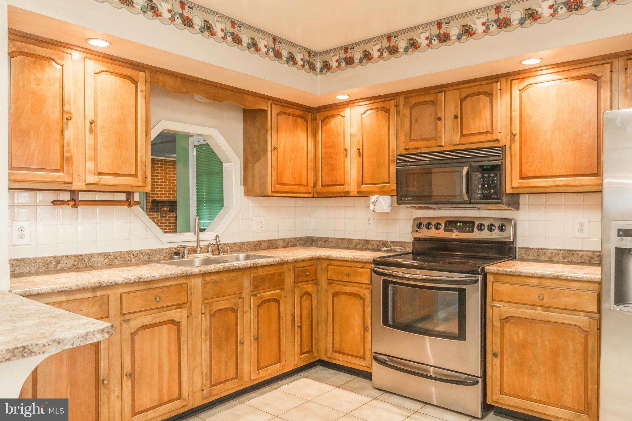 7417 Robin Road La Plata, MD 20646 - Photo 8 of 29 Kitchen
