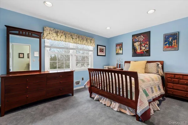 $1,850,000 | 3 Penny Lane, Scarsdale, NY 10583