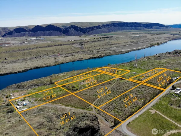 a view of an outdoor space and a lake view