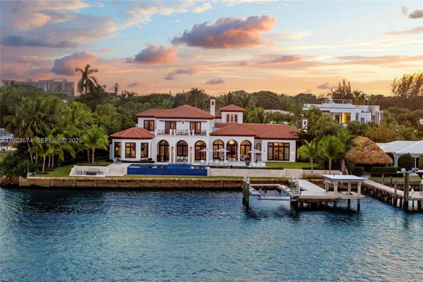 a view of a lake with houses