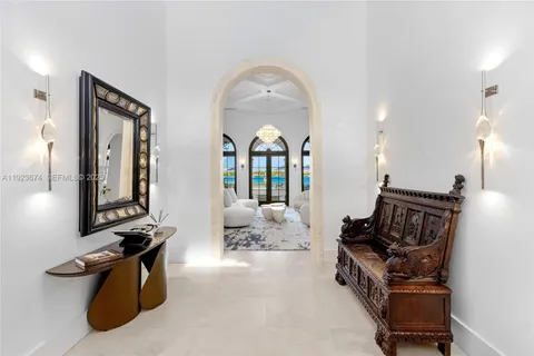 $29,950,000 | 3400 North Flagler Drive, West Palm Beach, FL 33407