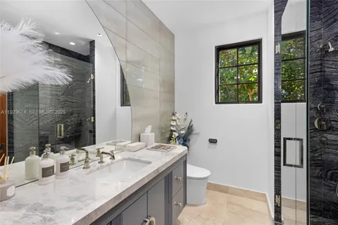 $29,950,000 | 3400 North Flagler Drive, West Palm Beach, FL 33407