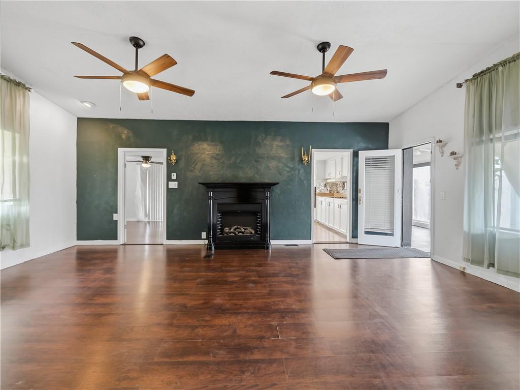 893 Dillie Road Prosperity, PA 15329 - Photo 14 of 42 Upper living room with vaulted ceilings