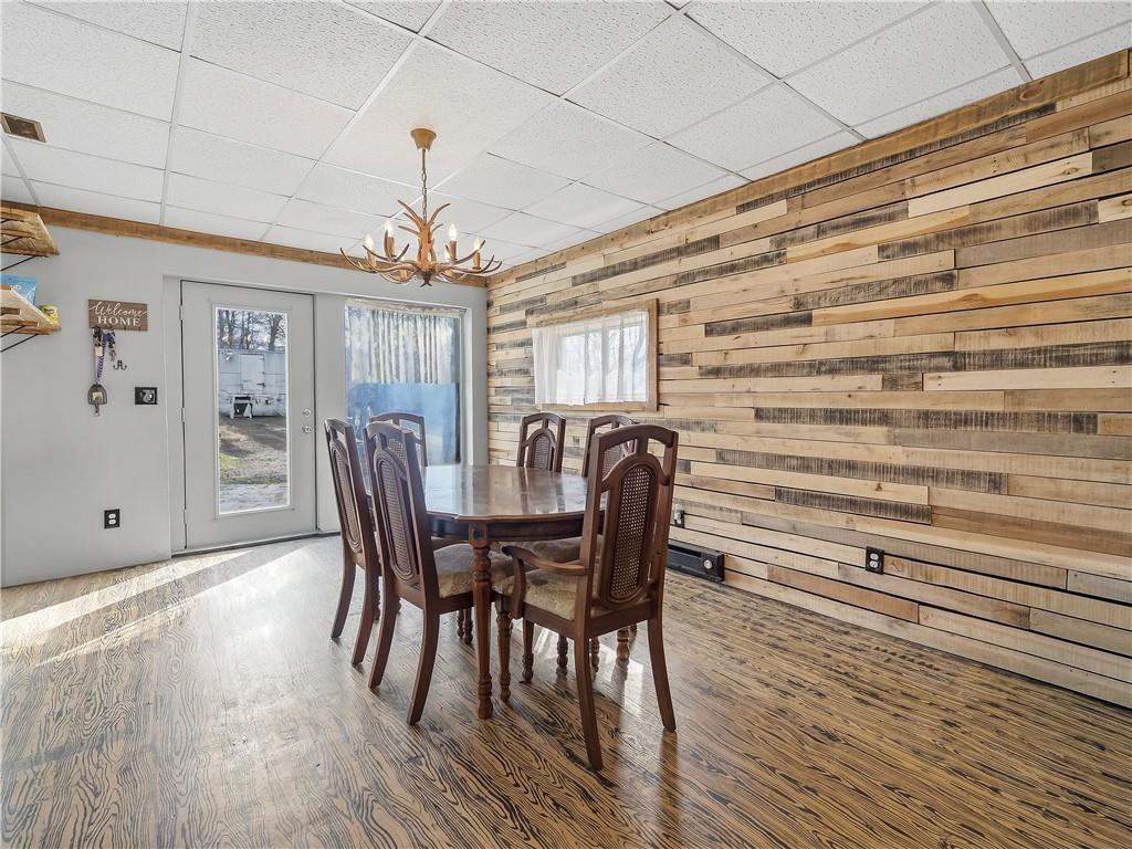 893 Dillie Road Prosperity, PA 15329 - Photo 6 of 42