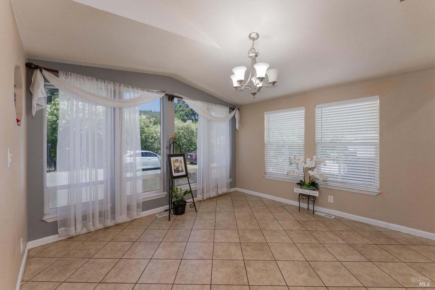 2101 South State Street, Unit 65 Ukiah, CA 95482 - Photo 7 of 26