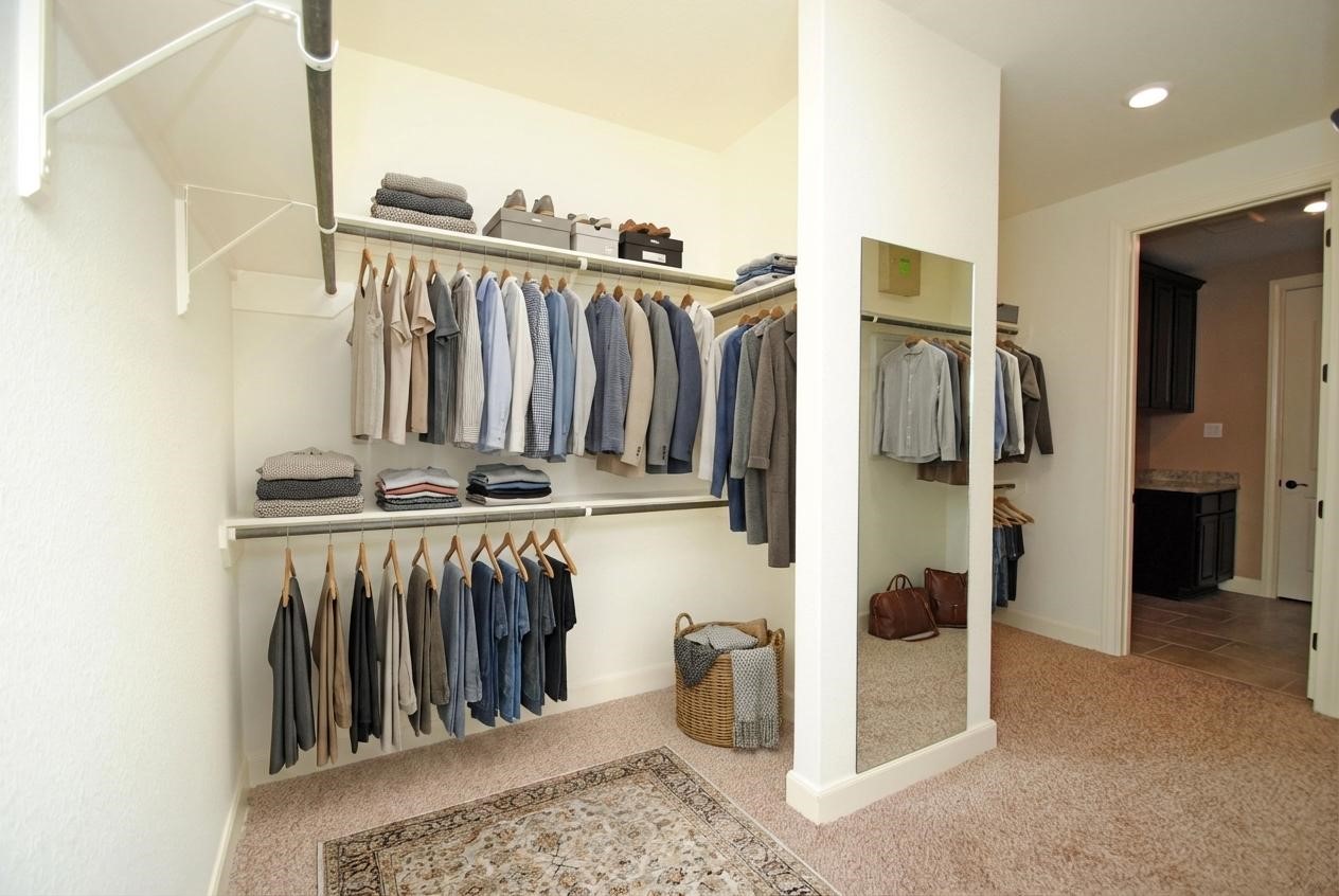 2803 Quartz Rdg Drive Rosharon, TX 77583 - Photo 24 of 44 Primary Suite Large Walk-In Closet - Staged