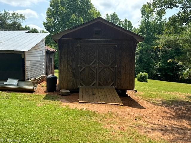 390 Apple Road Reidsville, NC 27320 - Photo 33 of 37 Gallery Image 33