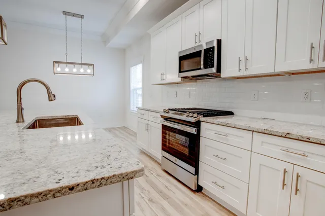 $599,900 | 1756 Thomas Street, Niceville, FL 32578