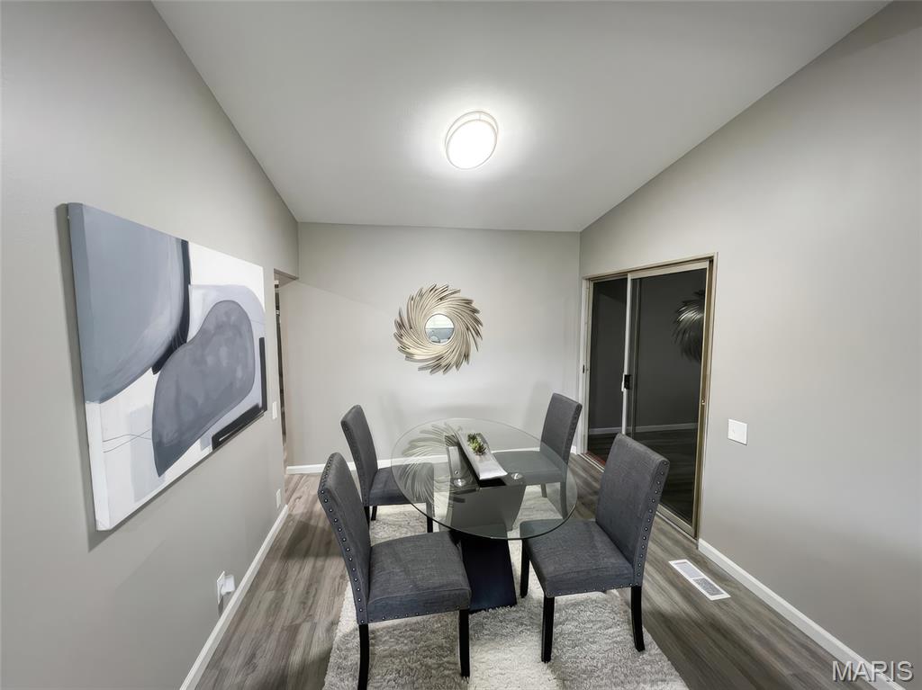 3145 Parker Road Florissant, MO 63033 - Photo 13 of 28