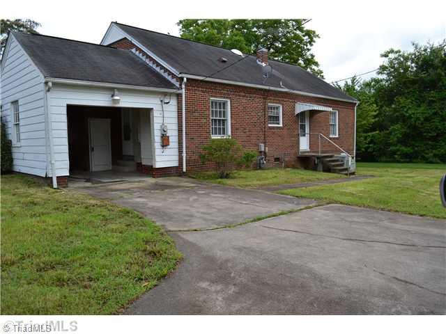 1620 Vaughn Road Burlington, NC 27217 - Photo 2 of 7 Exterior Back.