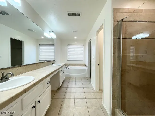 $1,950 | 4993 West Vacaville Avenue, Las Vegas, NV 89139